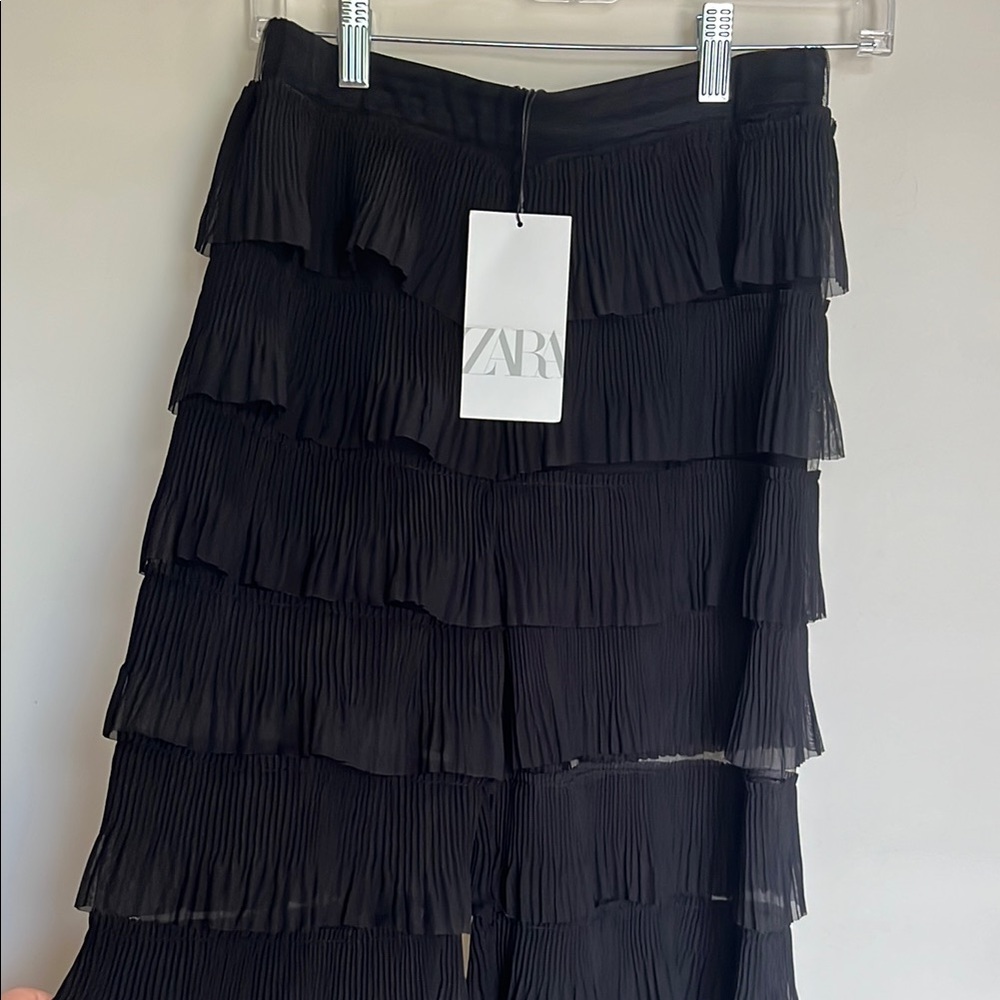 NWT Zara Black Ruffled Pants